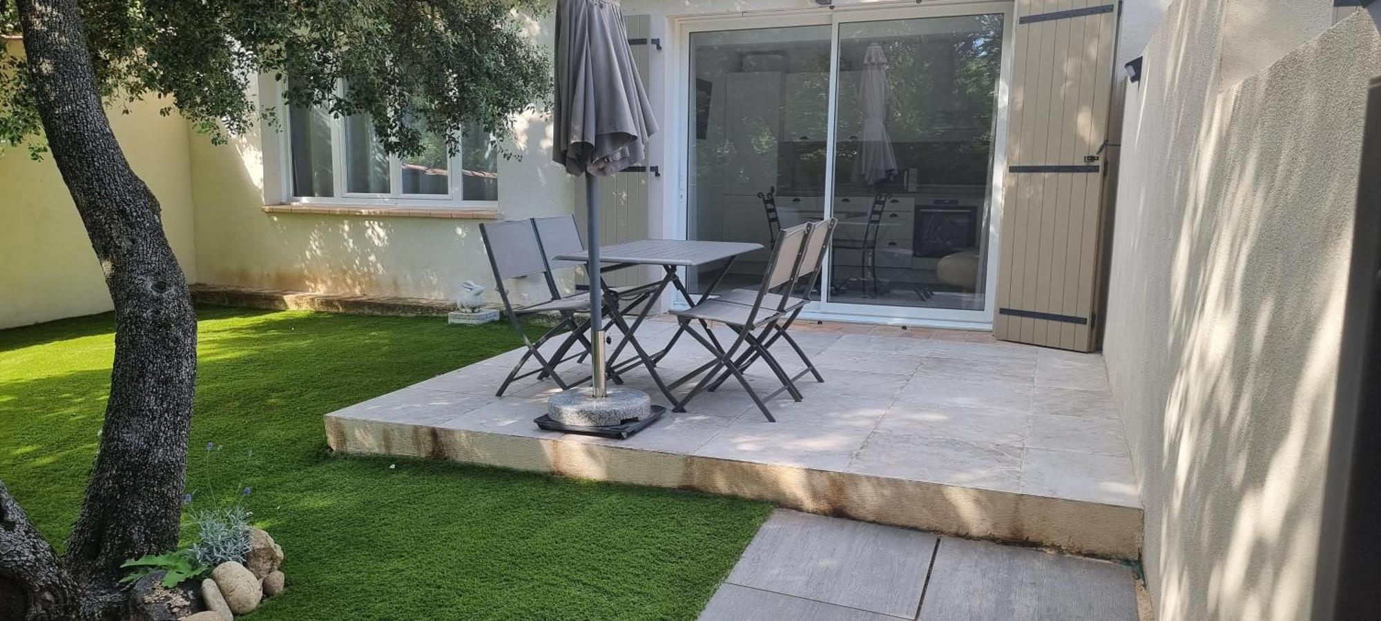Les Bois De Zola Entre Provence Et Luberon Lejlighedshotel Saint-Esteve-Janson Eksteriør billede